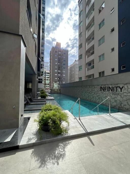דירות איטפמה Flat 1609 Infinity Tower מראה חיצוני תמונה